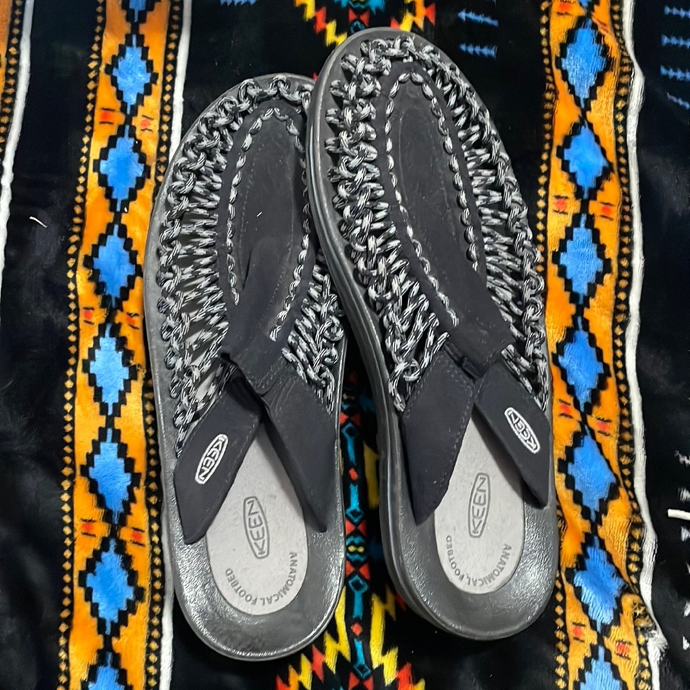 Mens Black Keen Slides